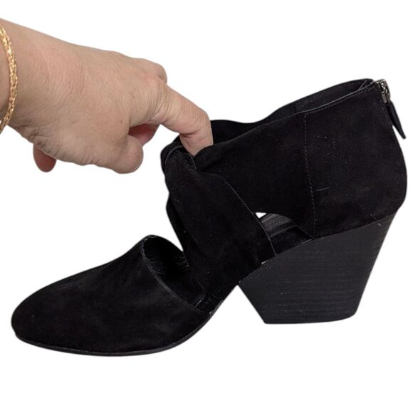 Eileen Fisher Size 7.5 Black Suede Mary Shoes Cuban Heel Twisted Strap Sexy! - Picture 9 of 16